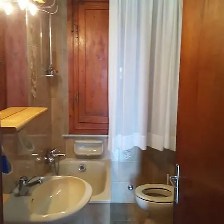 Casa Ferrini マルチャーナ