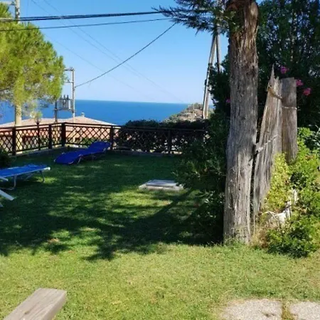 Casa Ferrini * マルチャーナ